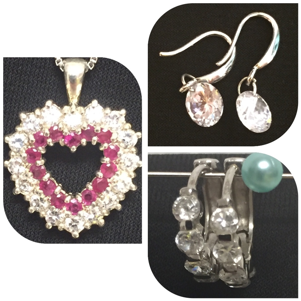 LAST PRICE ⬇️ Sim DIAMOND Pendant; 2 Pair Earrings